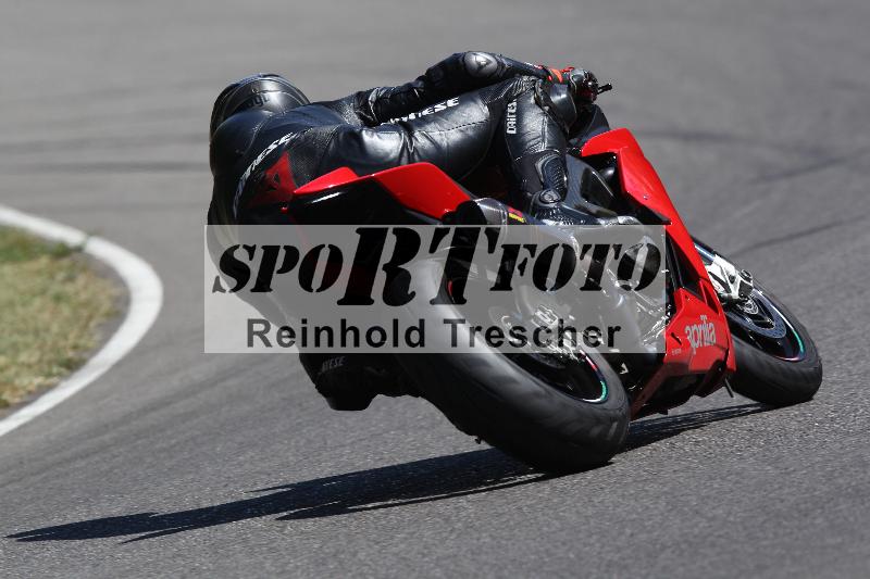 Archiv-2022/54 13.08.2022 Plüss Moto Sport ADR/Einsteiger/backside